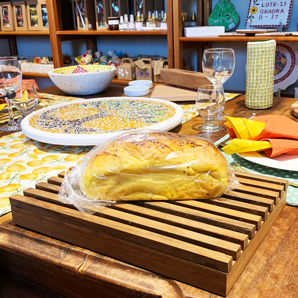 Tabua de pão migalheira